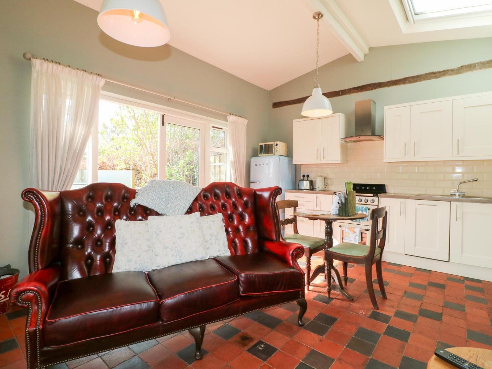 Hen House View Villa Rugeley Exterior foto